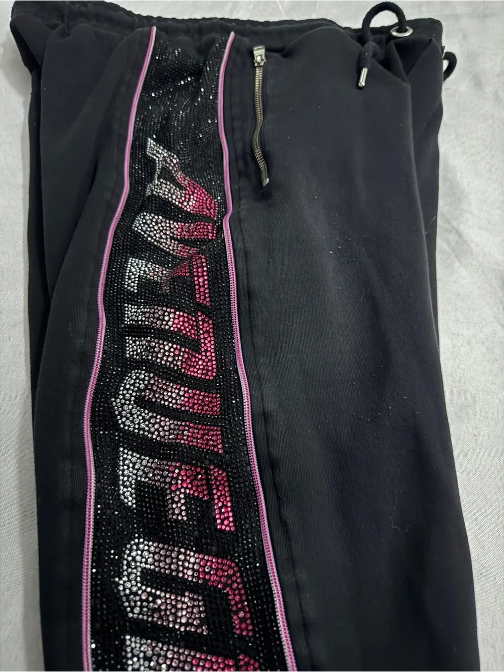 Avenue George V Paris Pink & Silver Rhinestone Jogger Sweatpants Bling Size L - Picture 7 of 14